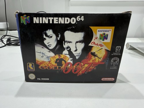 Goldeneye 007 james bond - 007,